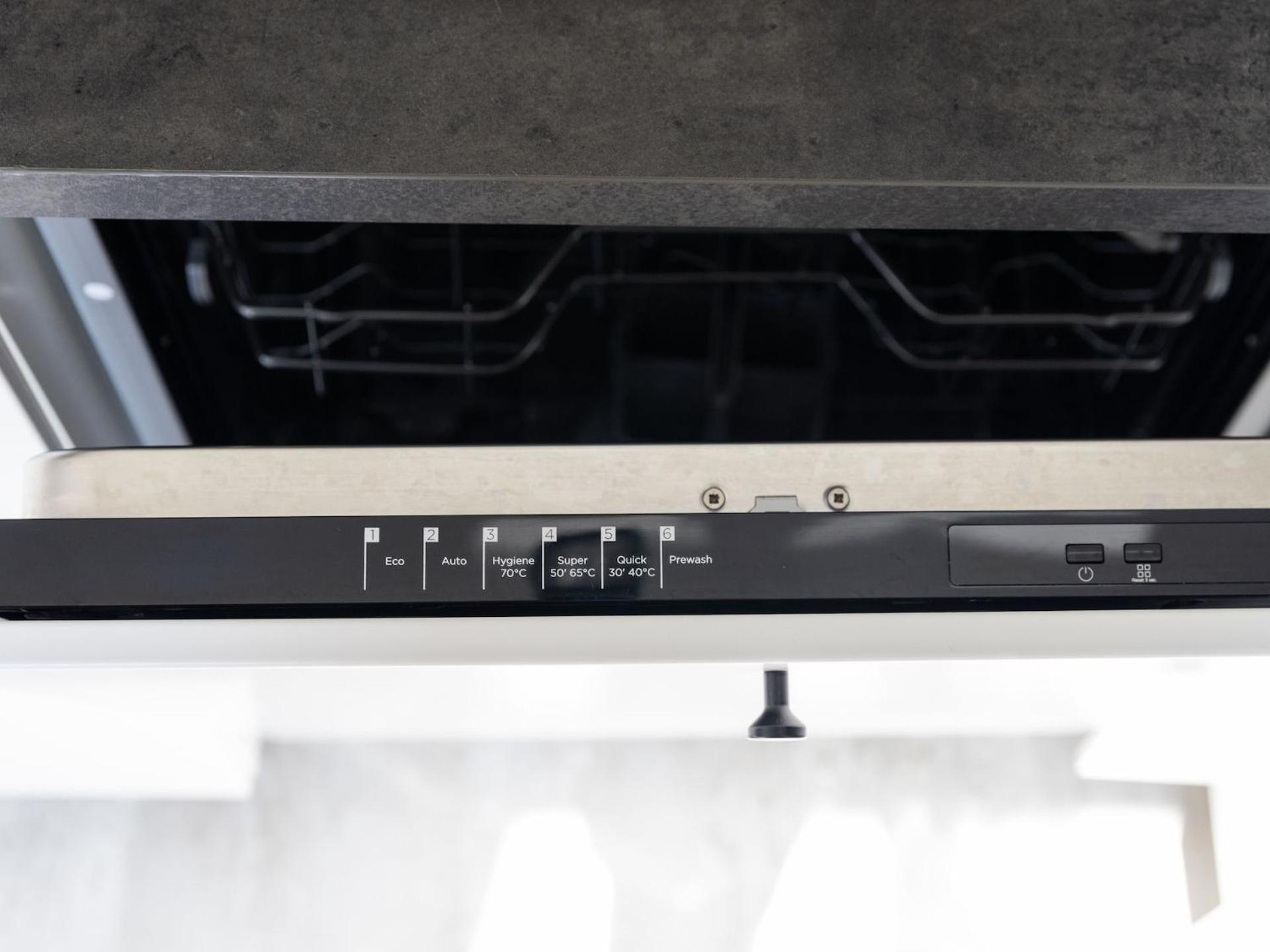 Vaz Apartments Essen, Kueche, Wlan, Tv, Netflix, Ca 15 Min Messe U Hbf Exteriör bild